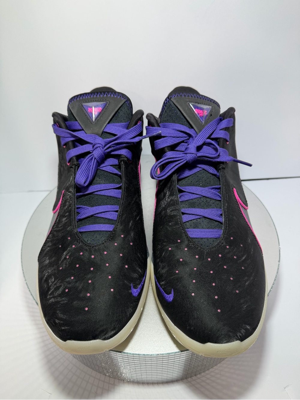 Nike Women’s Black Sneakers with Purple Laces & Pink Accents size 10 NWOT